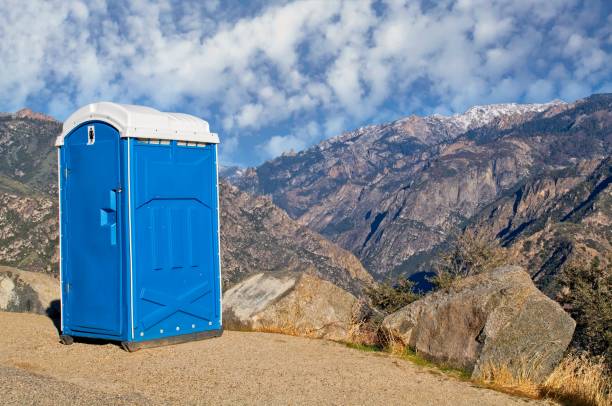 Portable Toilet Options We Offer in Dewitt, IA